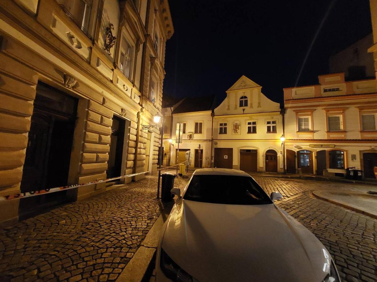 Exkluzivni Apartman V Prizemi V Hradci Kralove Hradec Králové Exterior foto